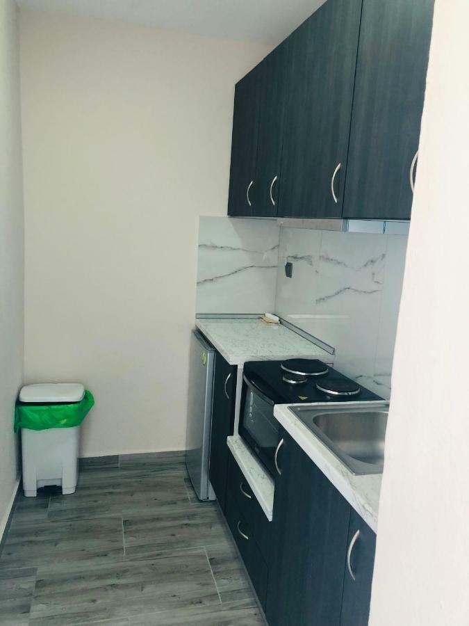 Angela Apartments & Studio Фанарион Экстерьер фото